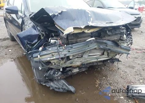 2018 Subaru Outback 2.5I Limited из США, поврежденный, VIN 4S4BSANC0J3243850